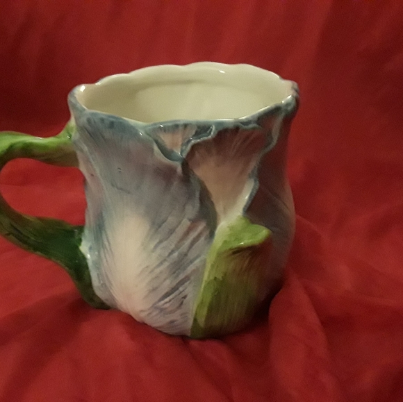 Sakura colors of spring mug- iris bloom - Picture 7 of 7